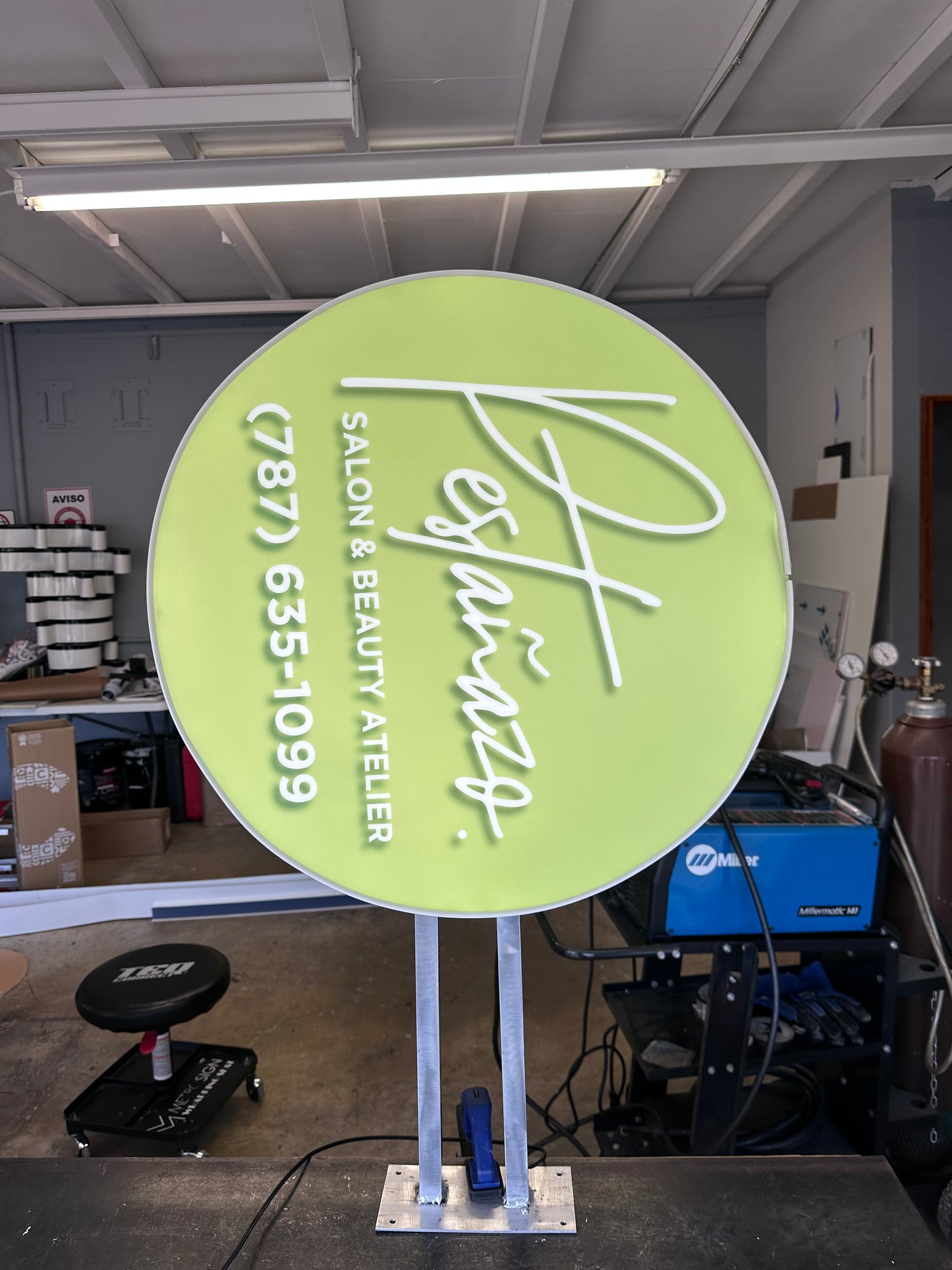 Blade sign