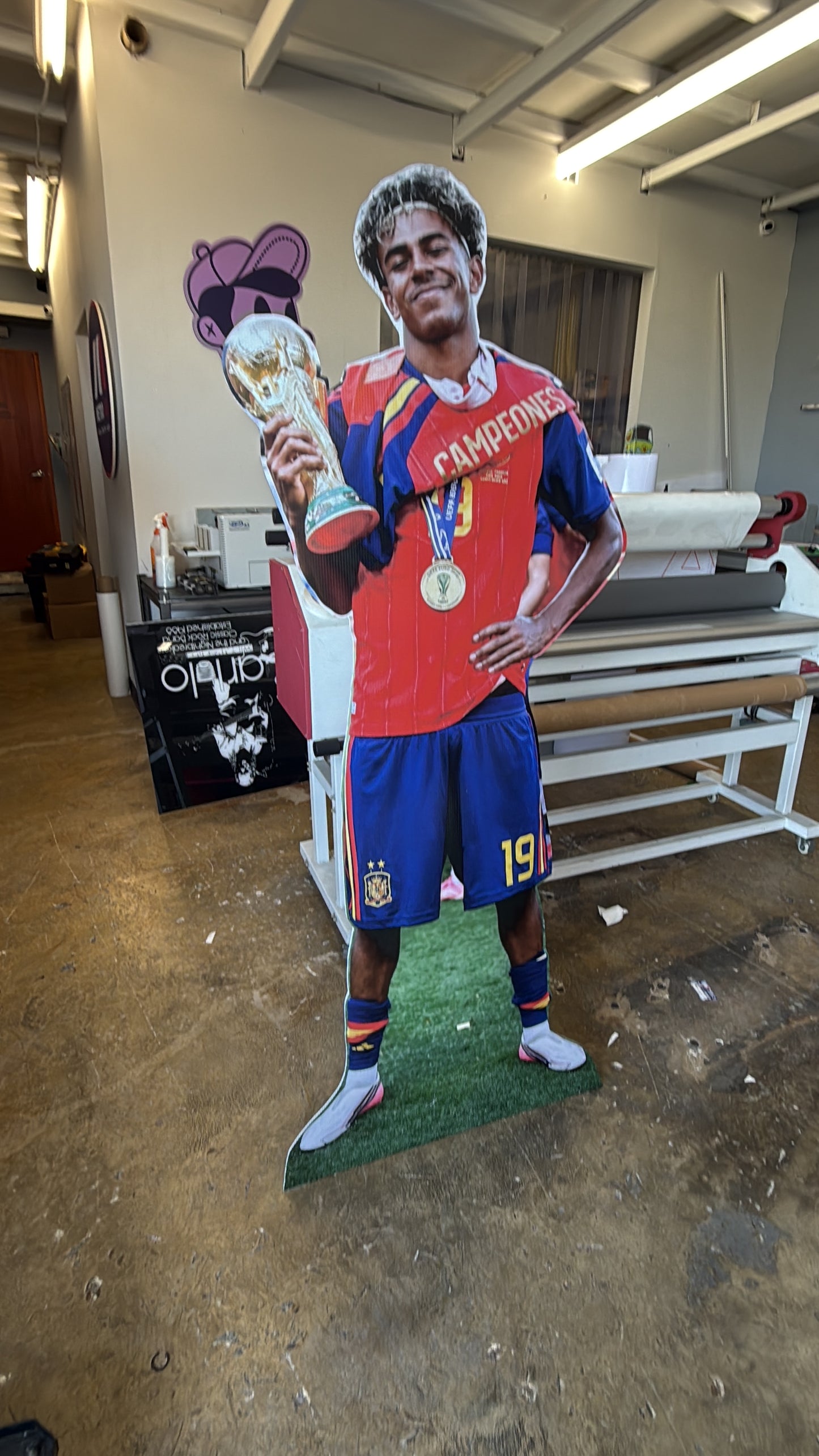 Standee En D-Board